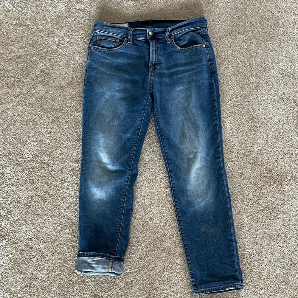 GAP girlfriend mid rise Jeans with Distressed Details